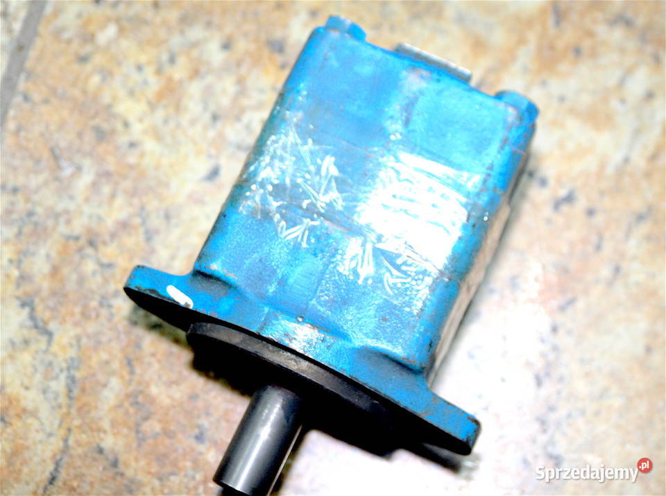 Vickers model 35V30A1C22R Warszawa