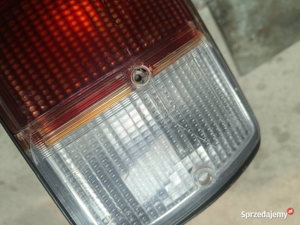 Fiat 126p Lampa klosz biała czerwona tuning ST Bielsko-Biała