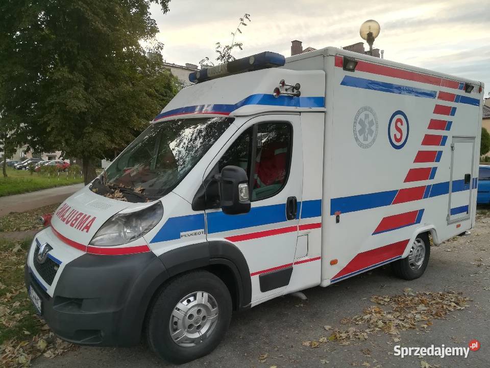 Peugeot boxer ambulans 30 noszę stryker kontener Zalesie