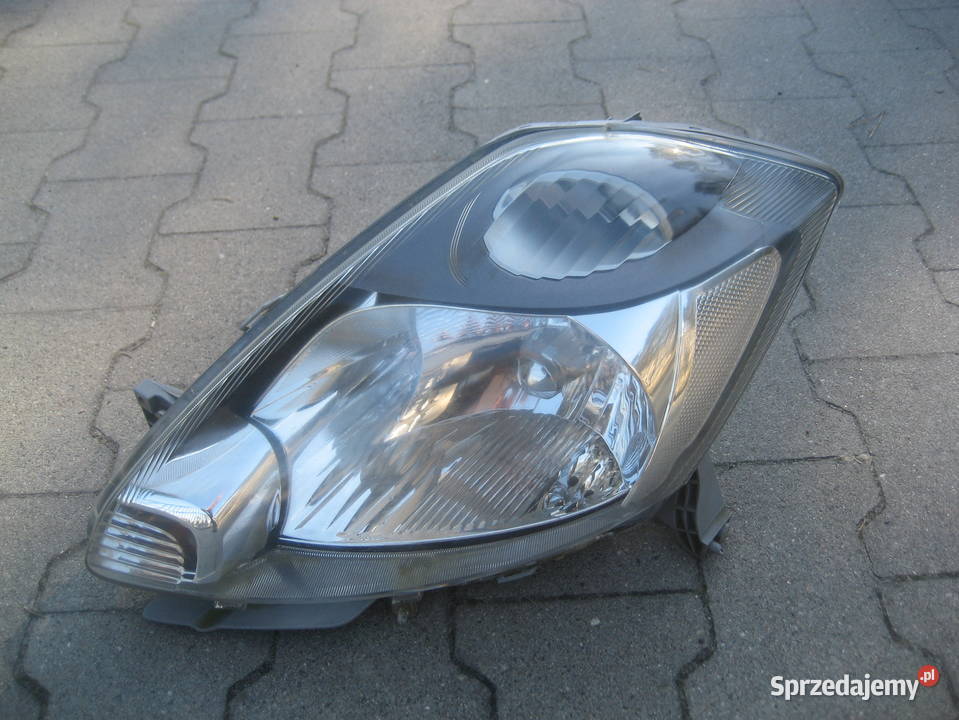 daihatsu sirion ii 0510r lampa przód lewa europa Rakoniewice