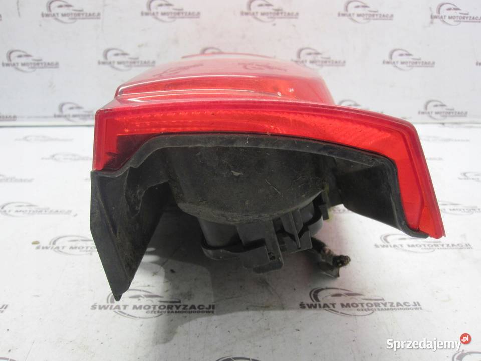 CITROEN NEMO 11r lampa prawa tył 13202F