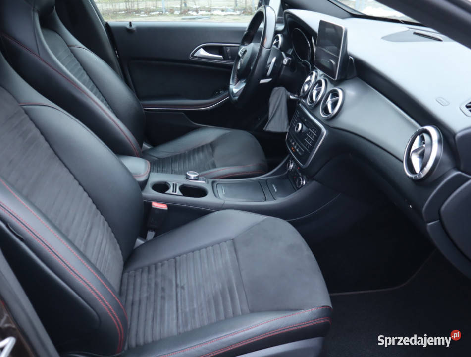 Mercedes CLA 180 isofix łódzkie