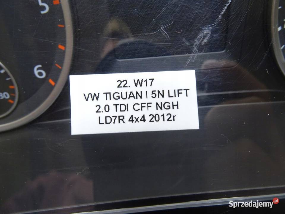 LICZNIK ZEGARY ZEGAR VW TIGUAN 5N I LIFT 20 TDI osobowe sprzedam