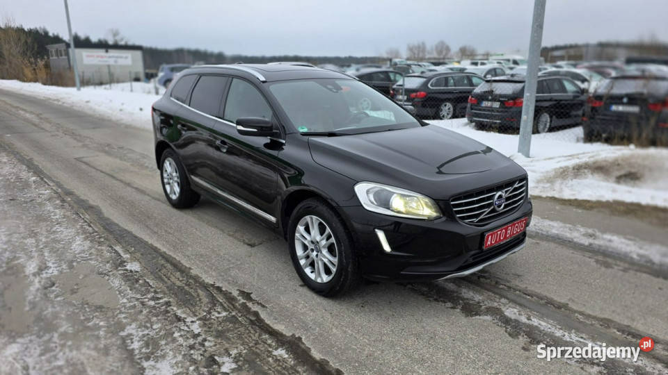 Volvo XC 60 Bogate wyposażenie Xenon diesel pomorskie Lębork