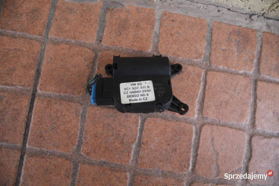 SILNICZEK NAGRZEWNICY VW PASSAT B6 3C1907511B
