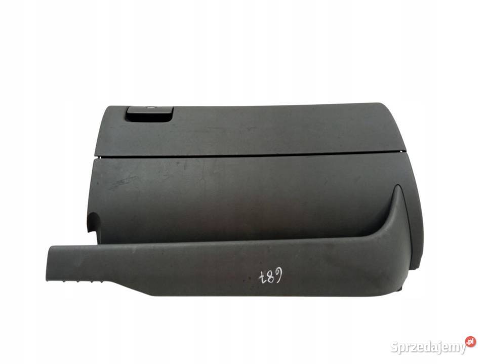 SCHOWEK PRAWY PASAŻERA 8L1857095 Audi A3 I
