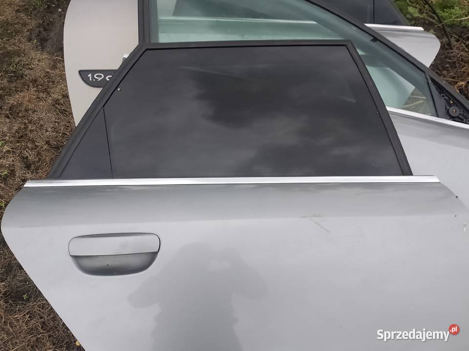 Drzwi prawe tylne audi a4 b6 kombi ly7q osobowe Wyrzysk sprzedam