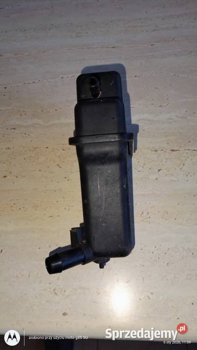 1C0 422 371 B zbiorniczek wspomagania Volkswagen Lubin