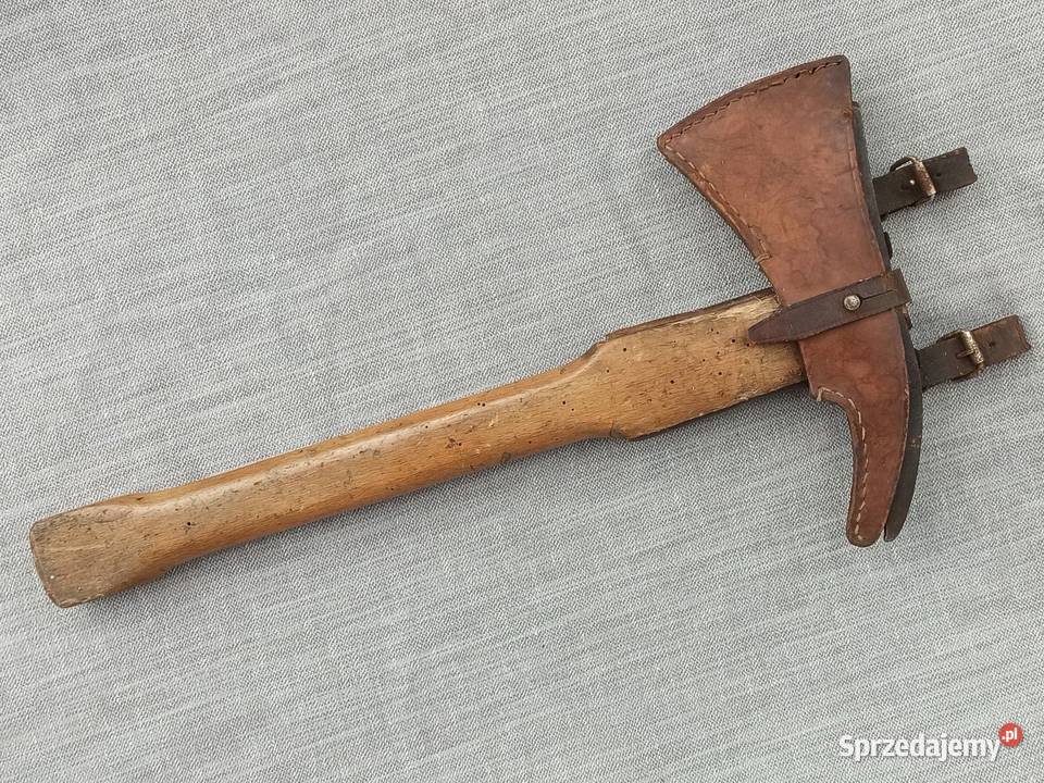 Chełm i toporek strażacki PRL Wrocław