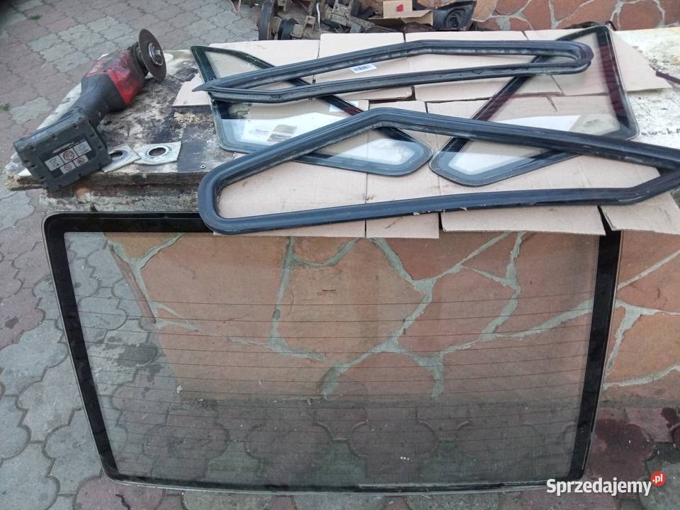 Polonez Caro szyba tylna boczne uszczelki Stalowa Wola