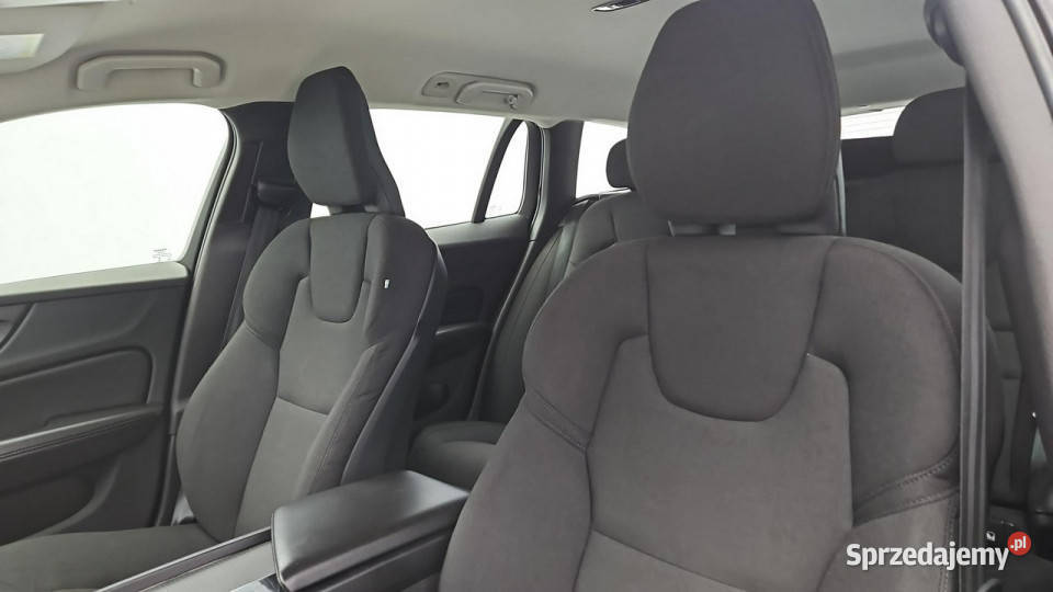 Volvo V60 B4 D Core Z Polskiego Salonu Faktura wielofunkcyjna kierownica V60 Warszawa