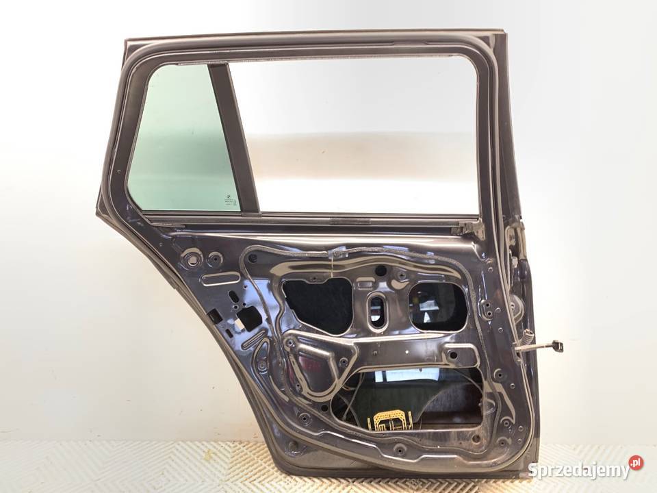 DRZWI LEWY TYŁ BMW F11 Kombi 0917 A90 podkarpackie