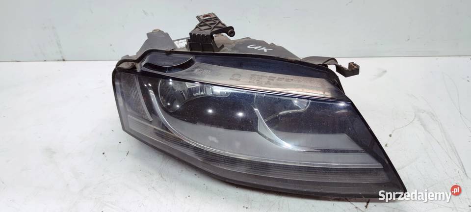REFLEKTOR LAMPA PRAWY PRZÓD AUDI A4 B8 Przystajń