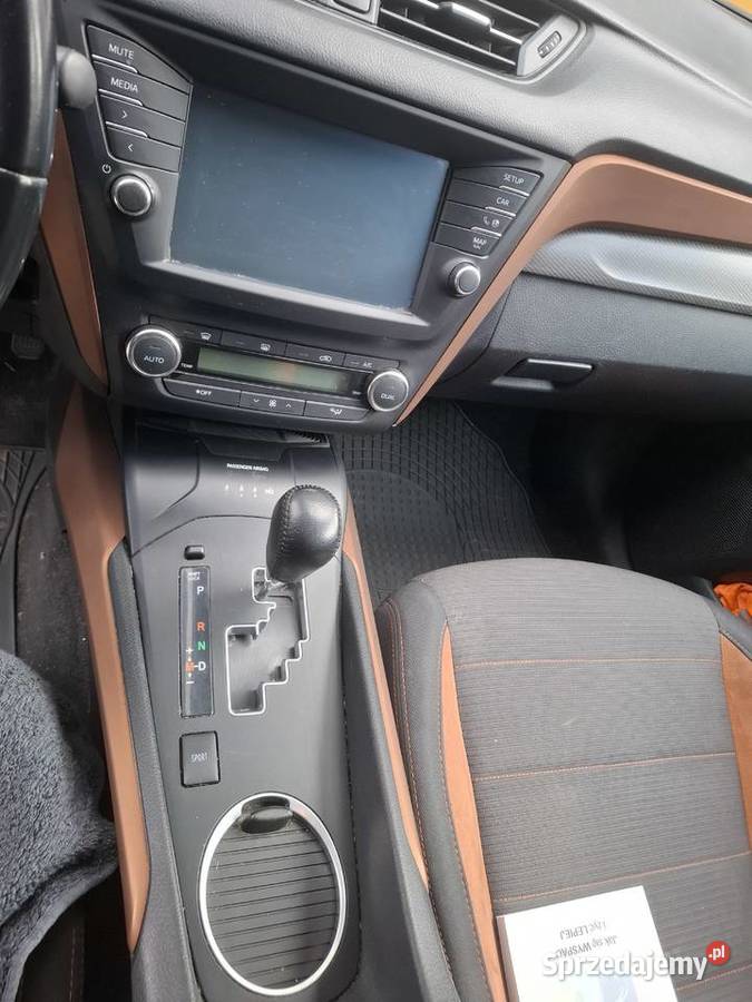 Toyota Avensis benzyna Avensis śląskie Bieruń