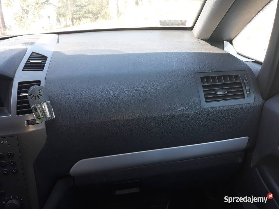 Opel Zafira 18 140 z gazem i z hakiem Chełmno