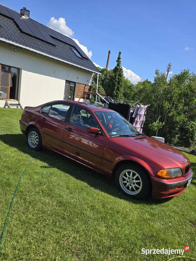 Sprzedam BMW 318i w całości na części Seria 3 Maków Mazowiecki