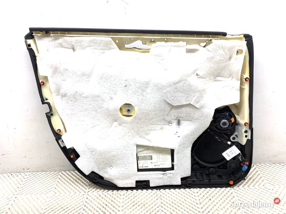 BOCZEK DRZWI PRAWY PRZÓD MERCEDES GLE SUV 1518