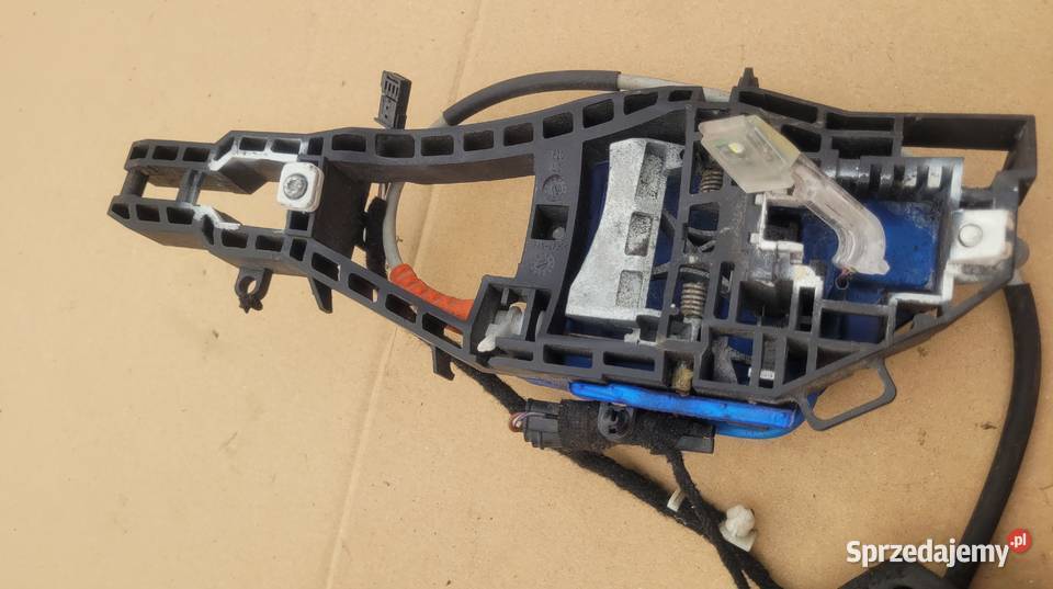 ZAMEK DRZWI LEWY TYŁ TYLNY 7202147 BMW F20 85 Ruda Śląska