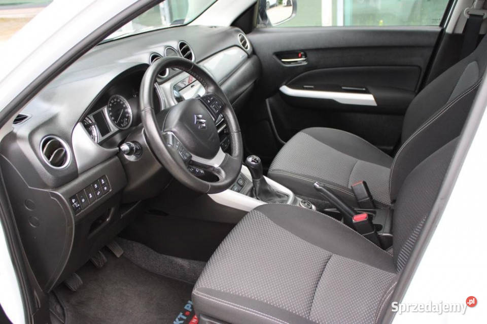 SUZUKI Vitara 2017r Salon Polska IWŁ ASO 4WD śląskie Chorzów