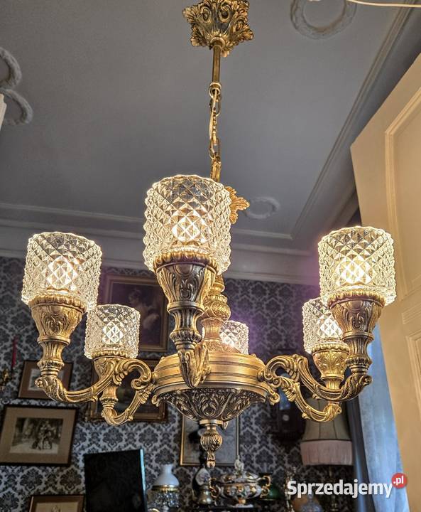 Żyrandol Sześcioramienny z kloszami Kalisz sprzedam