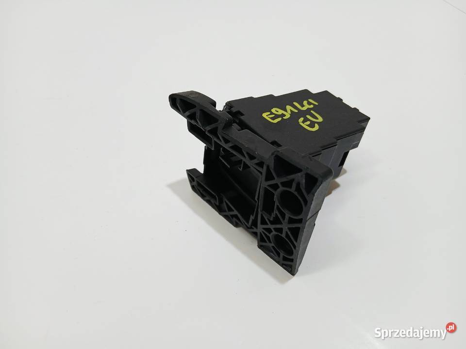 STACYJKA BMW E91 6954719 osobowe sprzedam