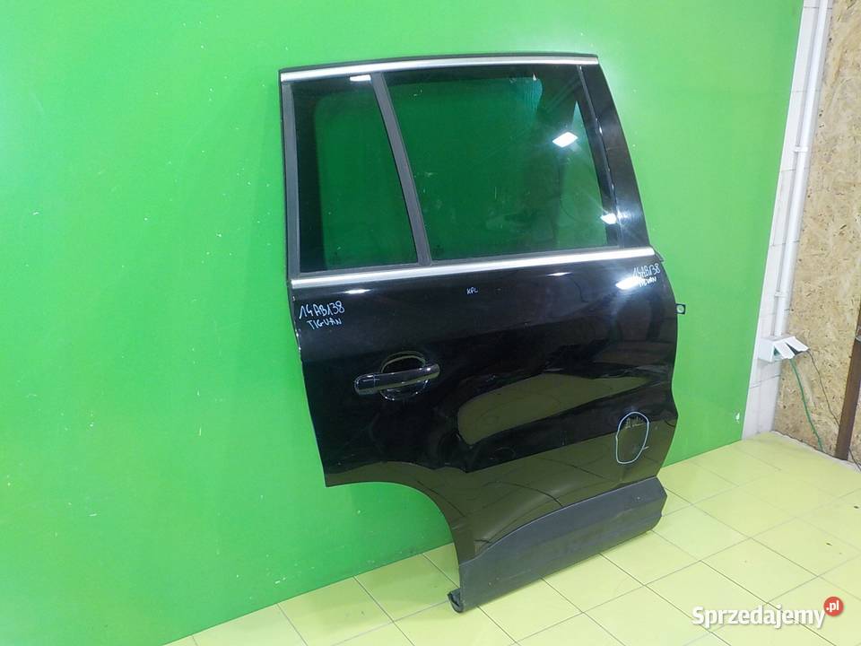 VW TIGUAN I 14 TSI 09r 5D drzwi prawe tyl Suków