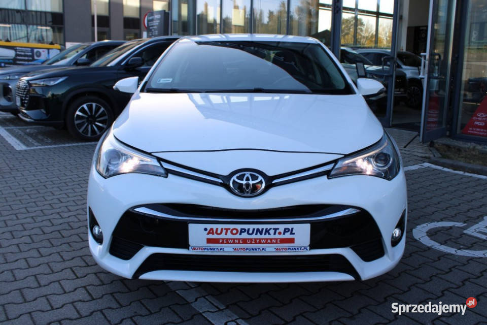 Toyota Avensis 2016r Salon Polska LPG Kamera Avensis śląskie