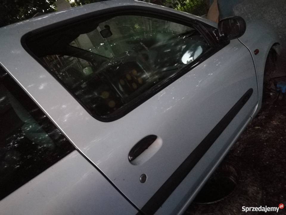 Renault Clio II klapa zderzak drzwi Dąbrowa Górnicza
