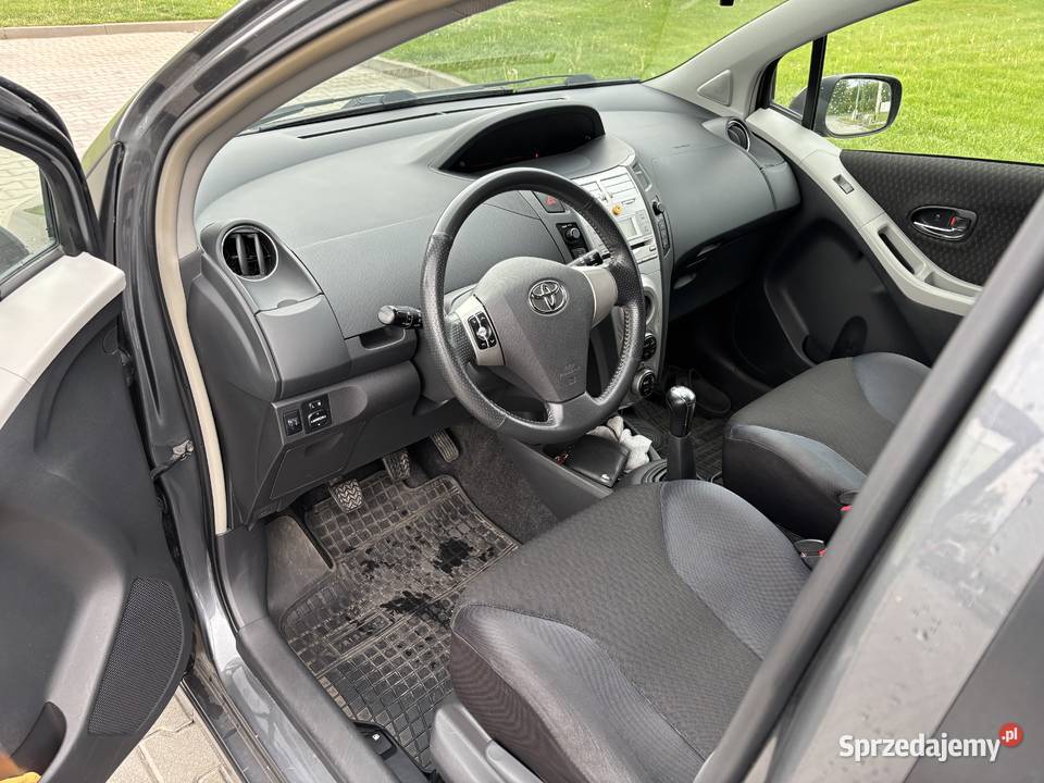 Toyota Yaris TS 18 Ostrołęka