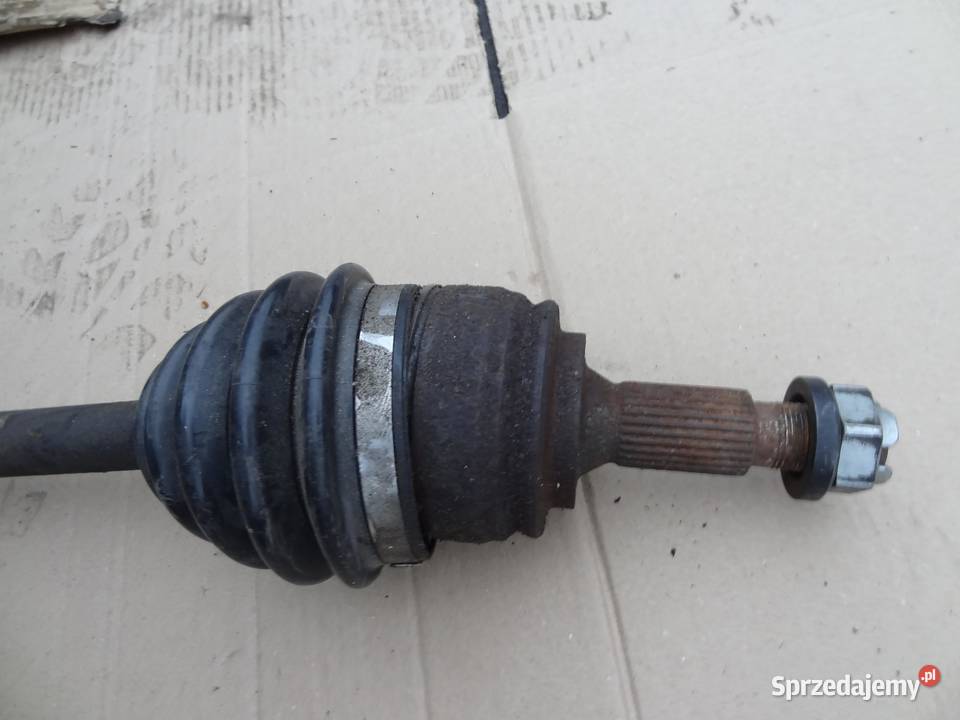 PÓŁOŚ LEWA PEUGEOT 308 T9 16 EHDI 9677914880