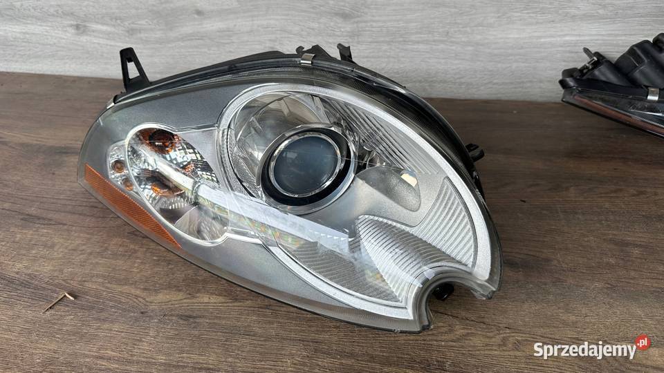 LAMPA JAGUAR XK X150 LAMPA PRAWA XENON