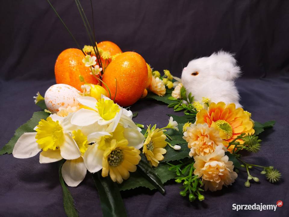 Stroik wielkanocny puszysty królik i kompozycja Kielce