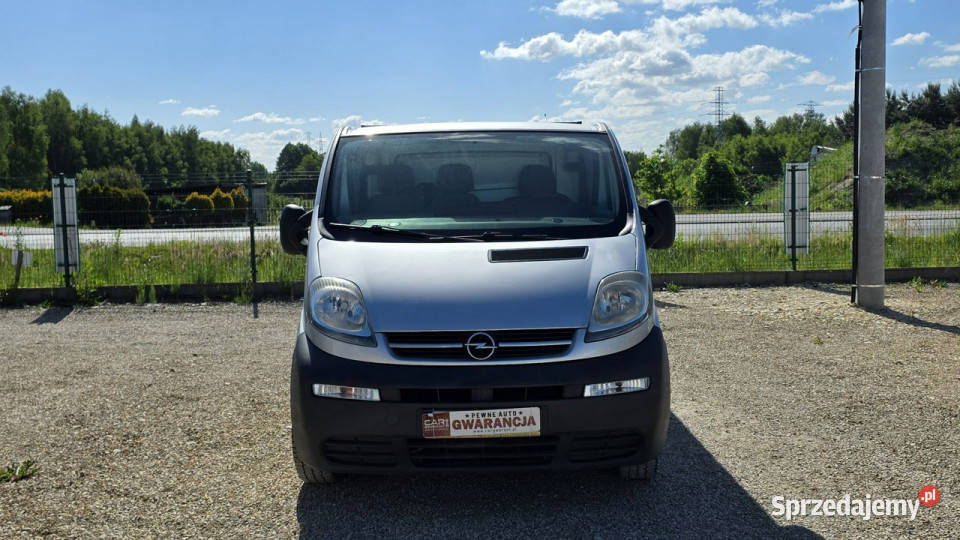 Opel Vivaro long klima srebrny Opel śląskie Chełm Śląski