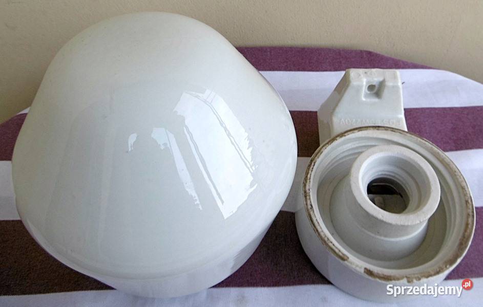 Lampa hermetyczna na ścianę z oprawką E 27 biały Ostrów Wielkopolski sprzedam