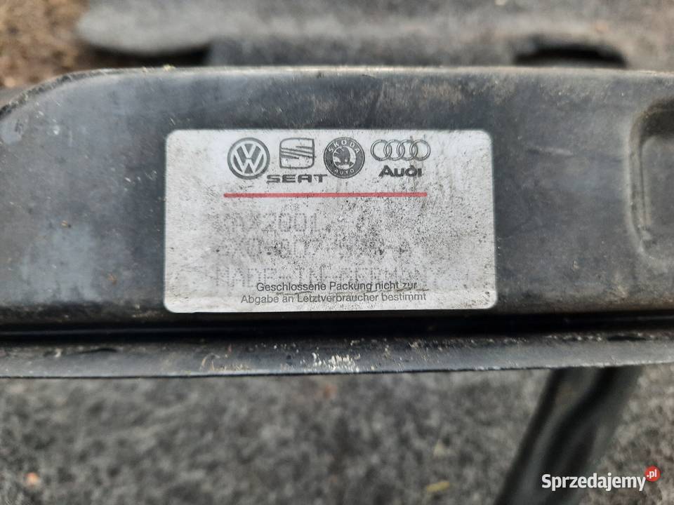 Mocowanie atrapy wspornik podpora przód VW LUPO małopolskie Przyborów