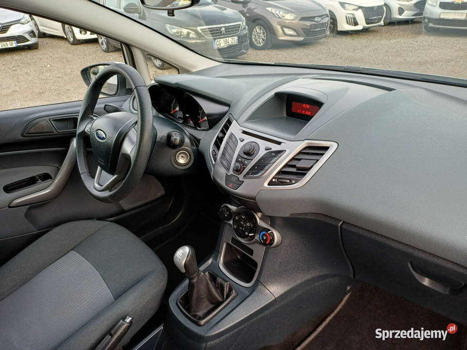 Ford Fiesta Serwisowany BEZWYPADKOWYKlima Zarejestrowany w Polsce małopolskie Chrzanów sprzedam