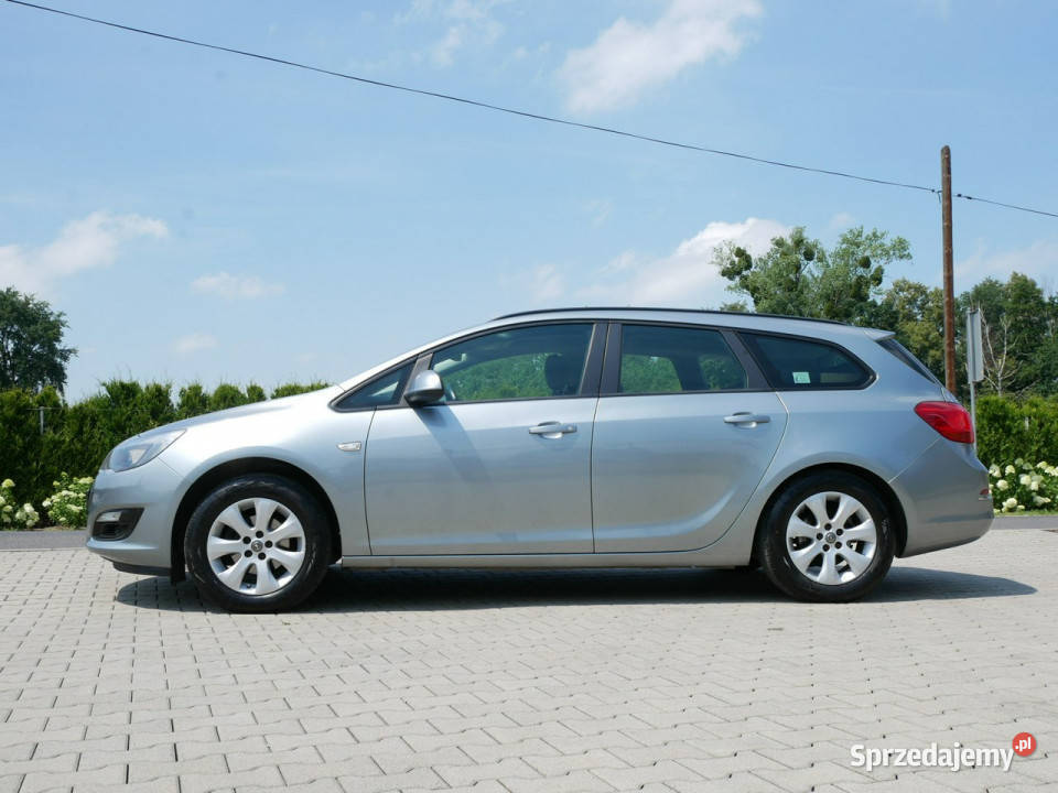 Opel Astra 14 100 Gaz LPG Eu5 Kombi Enjoy serwisowany w ASO Astra śląskie Goczałkowice-Zdrój
