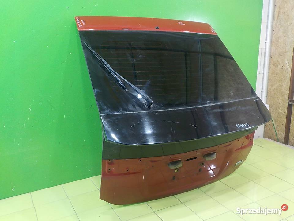 TOYOTA PRIUS III 18 VVTI 11r HB 5D klapa tyl Suków