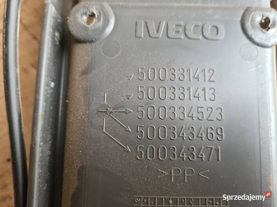 IVECO DAILY 3 9906 stopień wewnętrzny schodek dolnośląskie Legnica sprzedam