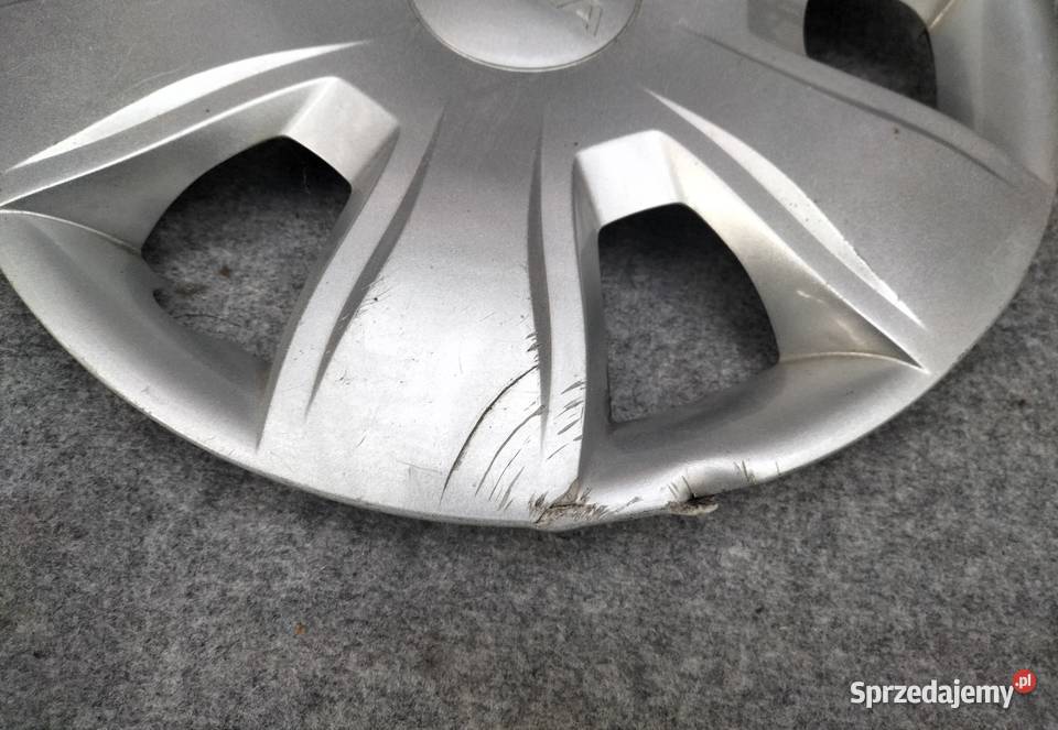 DACIA kołpaki 15 2 8200896012 Leszno