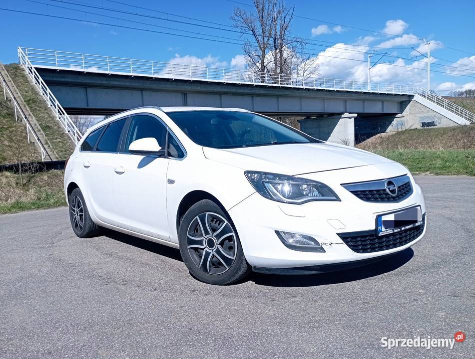 Sprzedam OPEL ASTRA J 20 CDTI 170 KOMBI 2011R Czechowice-Dziedzice