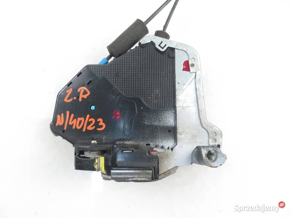 ZAMEK LEWY PRZEDNI LEXUS RX II 10 PIN