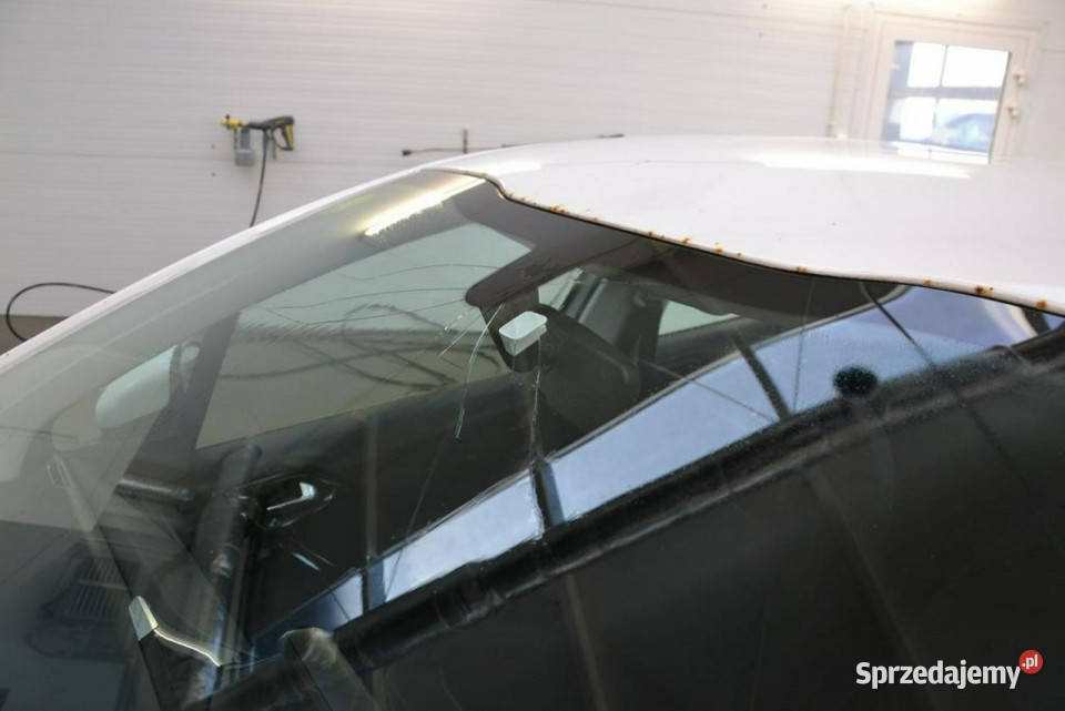 Peugeot 208 16 hdi 100 VAN SOCIETE klima tablet uszkodzony sprzedam