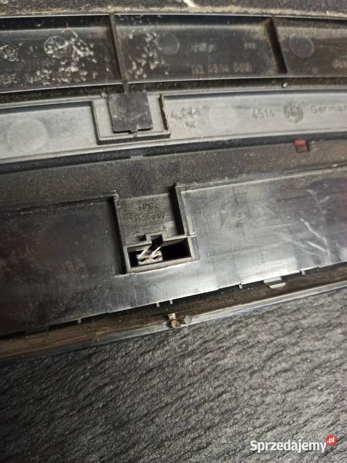 Trzecie światło stop Lampa Passat B5 FL 9605 Części samochodowe sprzedam