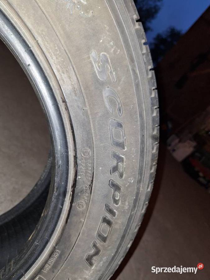 Sprzedam opony pirelli scorpion verde 23565 R17