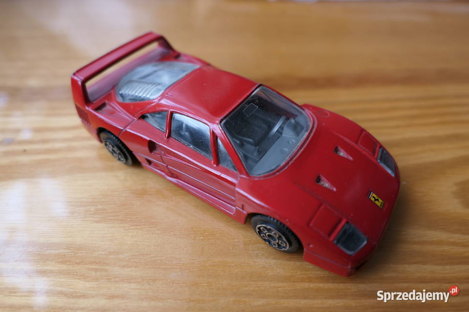 Mini kolekcja modeli samochodów w skali 143 i Chełm