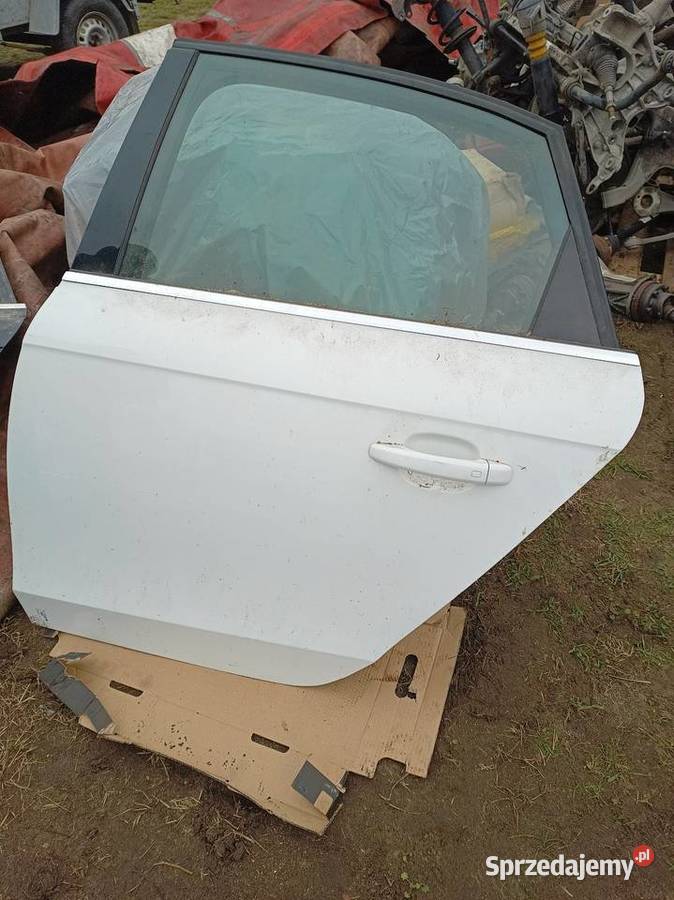 Audi A4 B8 drzwi LY9C tylne prawelewe lubelskie sprzedam