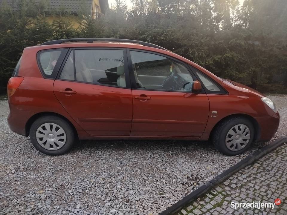 Sprzedam Toyota Verso ABS świętokrzyskie Strawczyn sprzedam