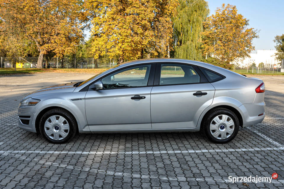 Ford Mondeo 20TDCI Salon Bezwypadkowy 2013 r Rok produkcji 2013 Wrocław sprzedam