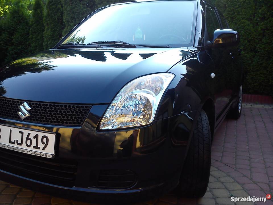 SUZUKI SWIFT 13i 90 4X4 CZARNY BŁADNY MAŁY serwisowany w ASO Radom